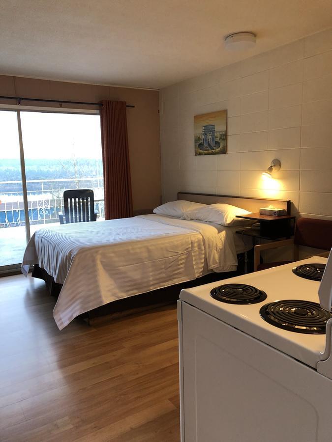 Holiday House Motel Ladysmith Ngoại thất bức ảnh