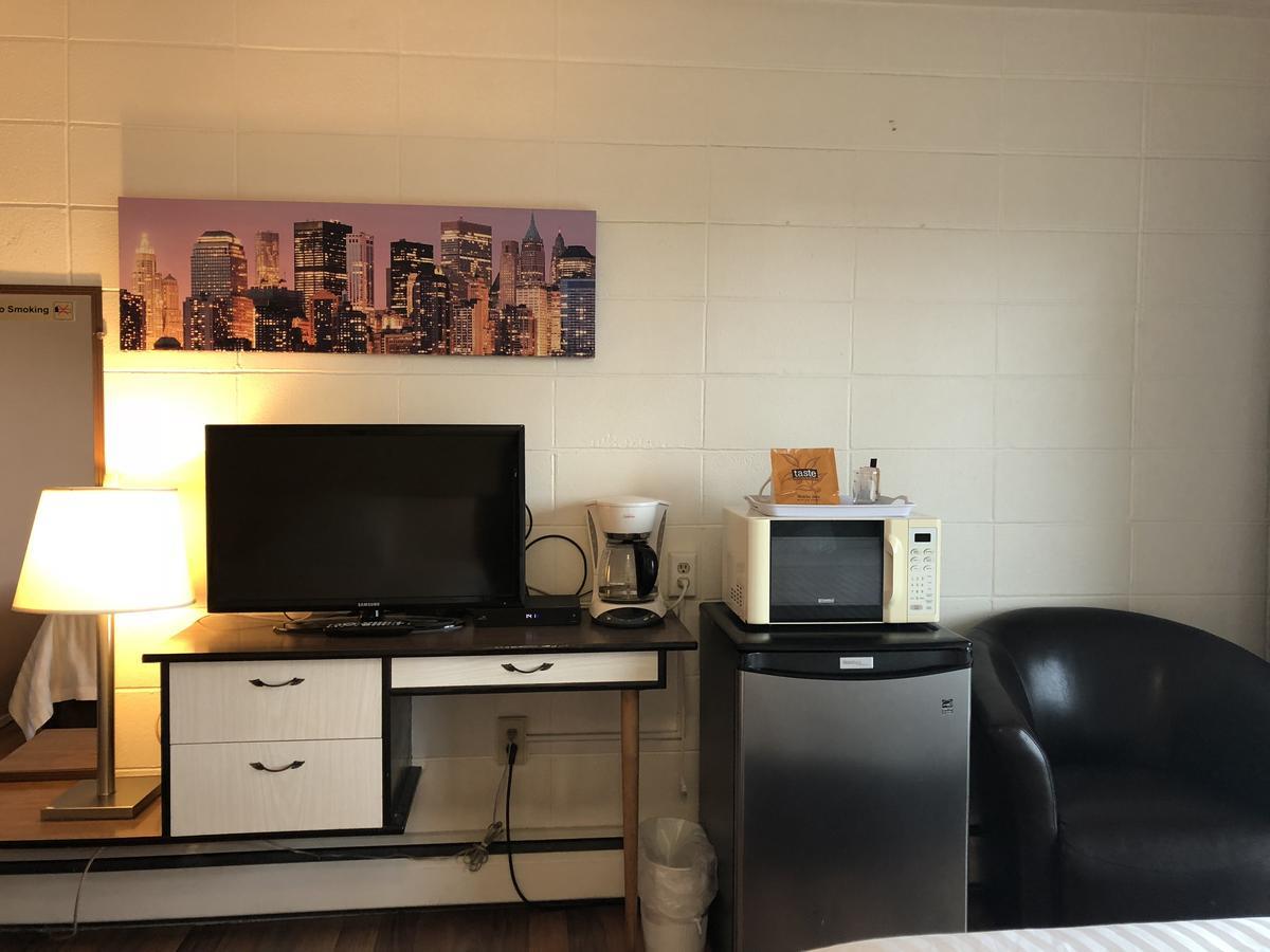 Holiday House Motel Ladysmith Ngoại thất bức ảnh