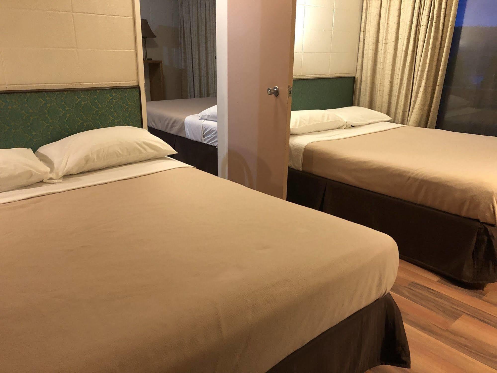 Holiday House Motel Ladysmith Ngoại thất bức ảnh